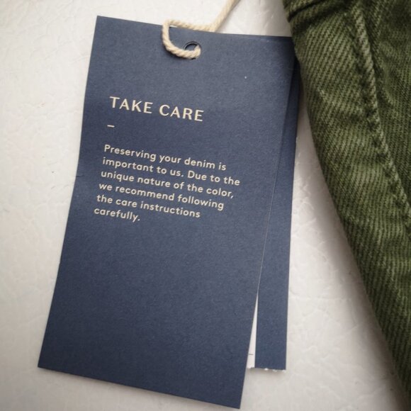 NWT Universal Thread Ladies Size 14W High Rise Midi A-line Green Jean Shorts - Picture 7 of 15